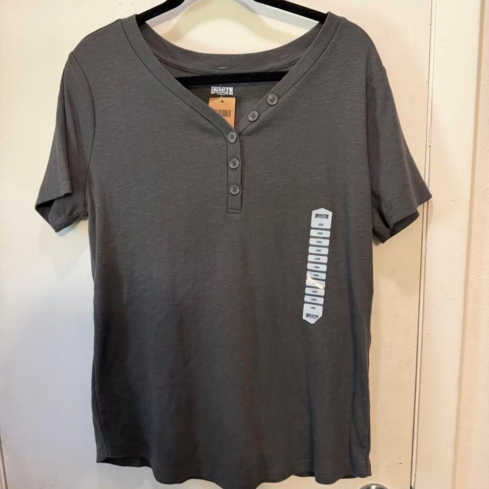 Duluth-trading-company Women's Grey and Black T-shirt
